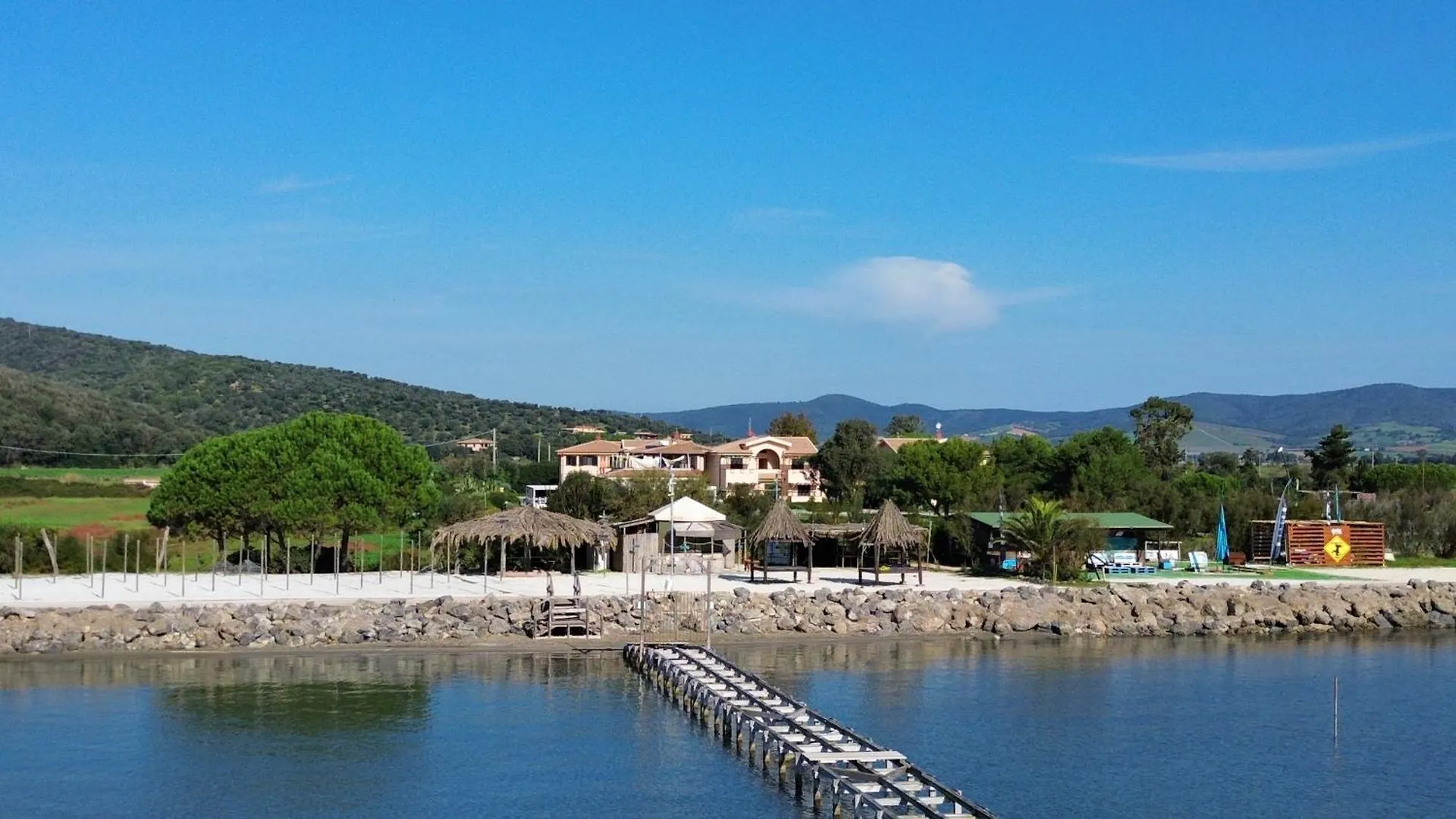 Residence Talamone Il Poderino 2*,  Italy