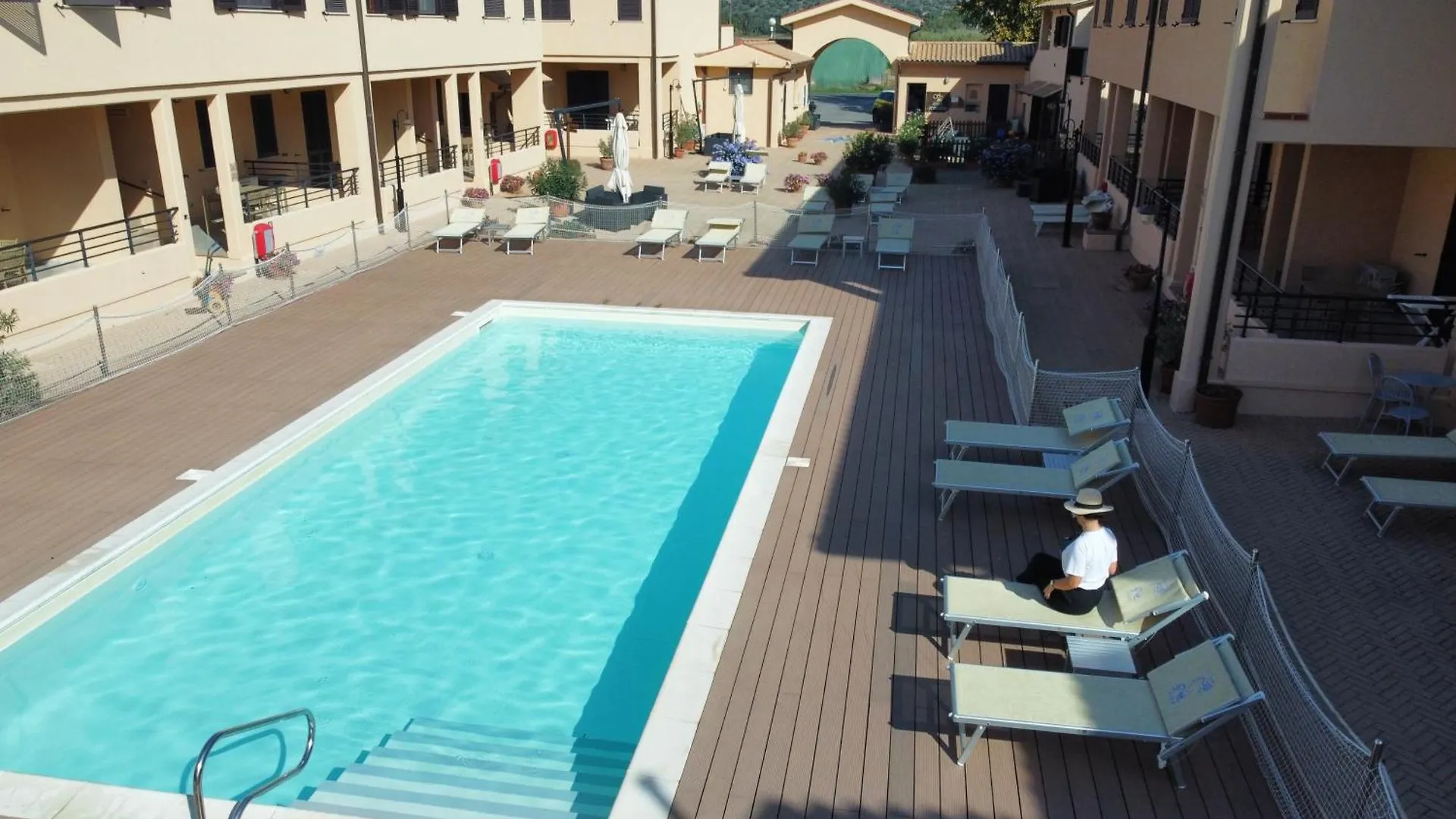 Residence Talamone Il Poderino Ξενοδοχείο με διαμερίσματα
