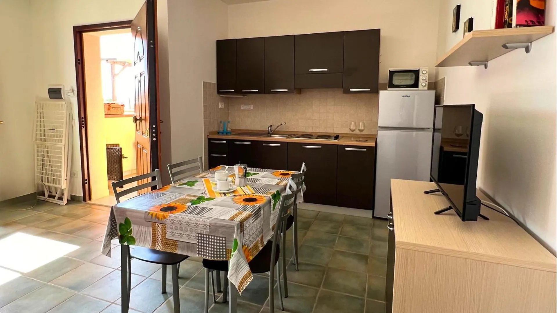 Residence Talamone Il Poderino 2*,
